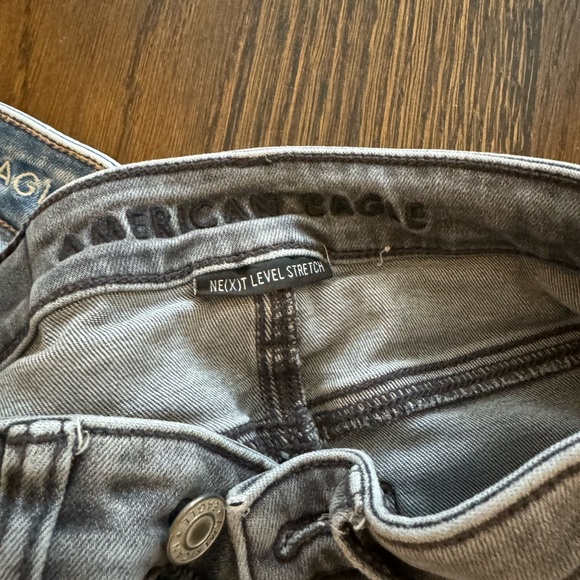 American eagle jeans. 3 jeans, gently worn, like new. Size 000. - Picture 2 of 5